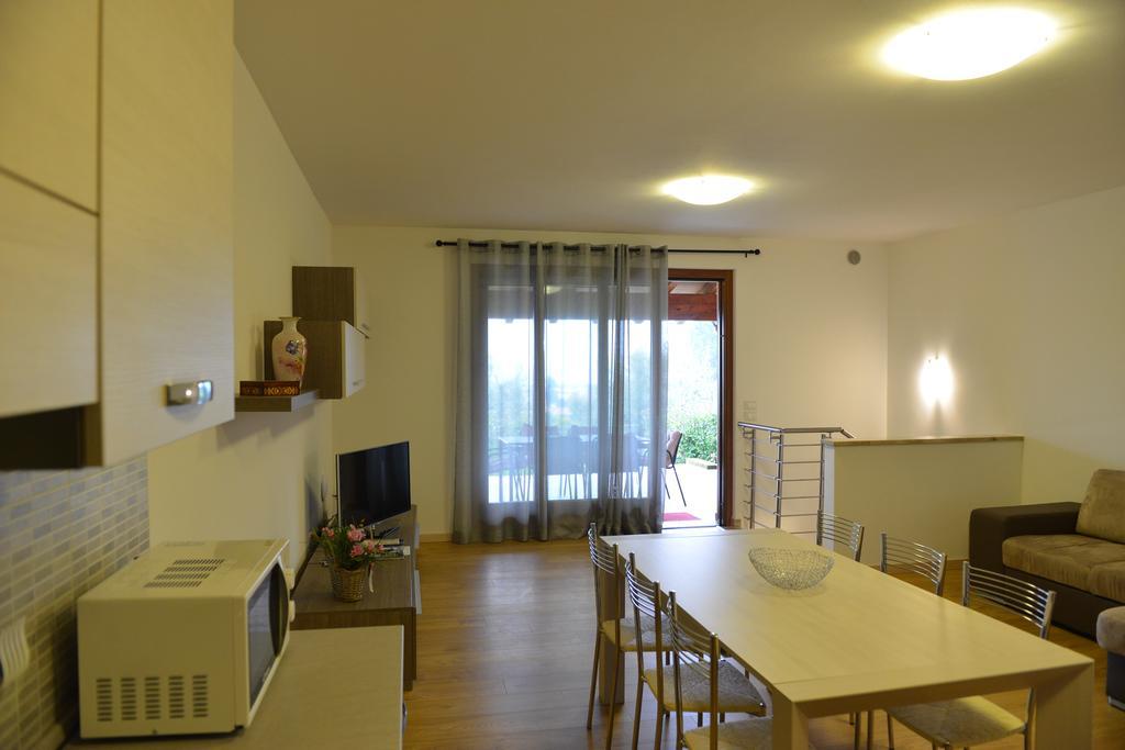 Residence Boschetti Manerba del Garda Oda fotoğraf