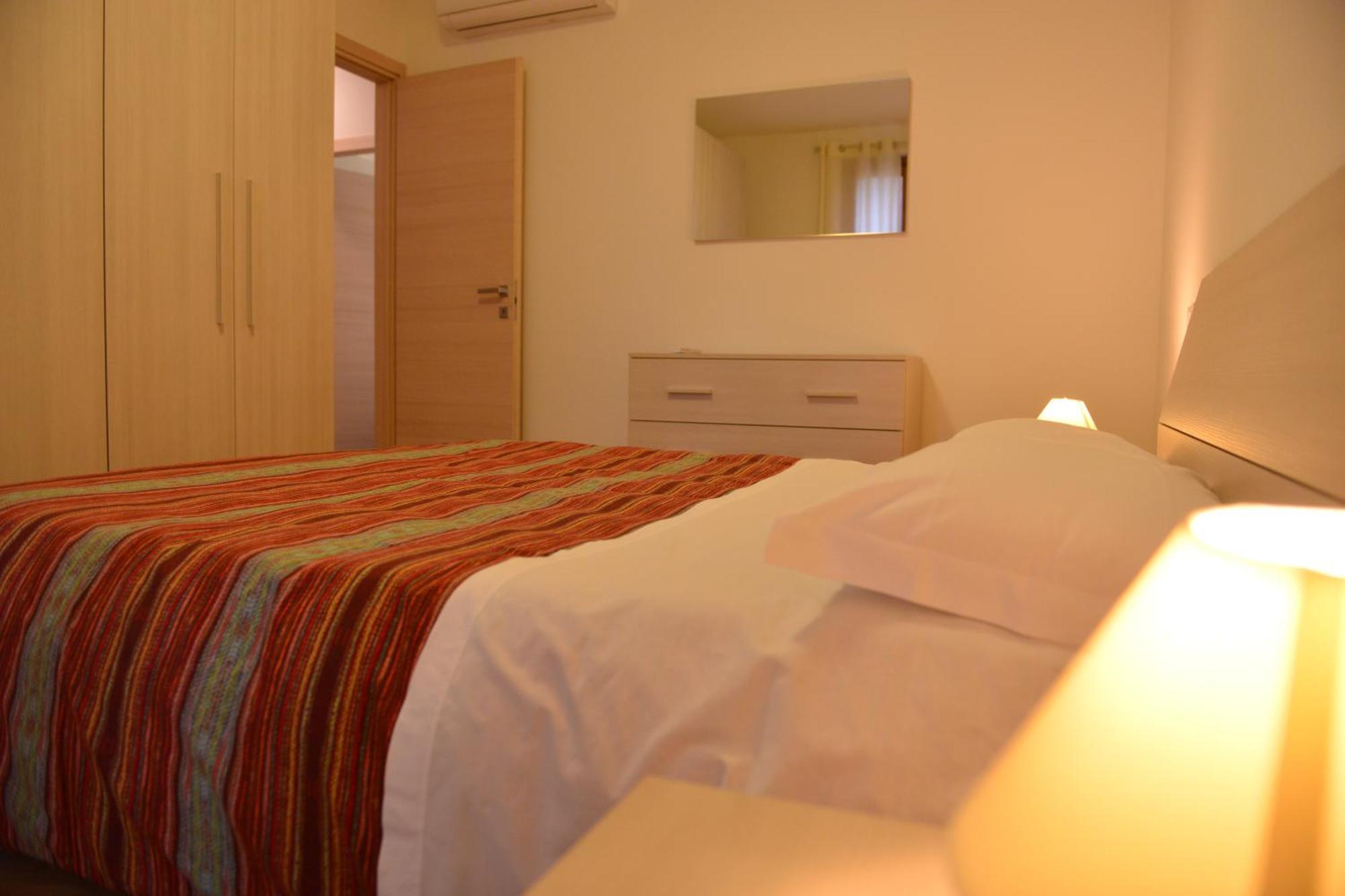 Residence Boschetti Manerba del Garda Oda fotoğraf