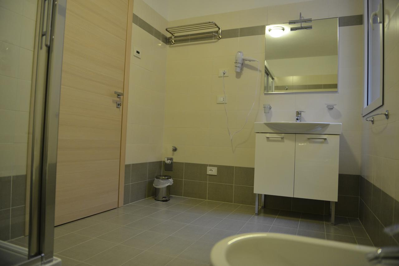 Residence Boschetti Manerba del Garda Dış mekan fotoğraf